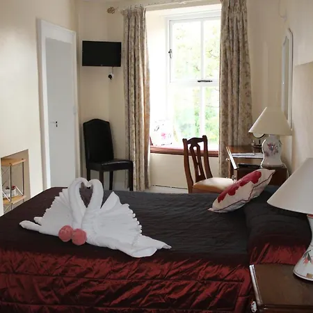 Tom Crean Base Camp - Food Drink Bed 3* كينمير