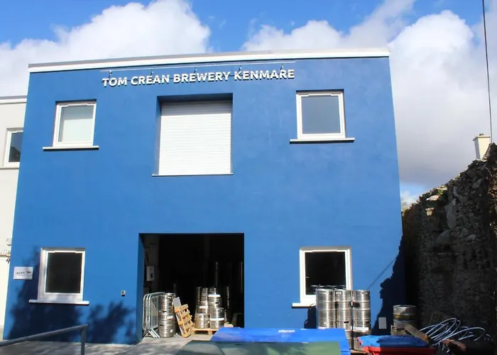 게스트하우스 Tom Crean Base Camp - Food Drink Bed 켄마어