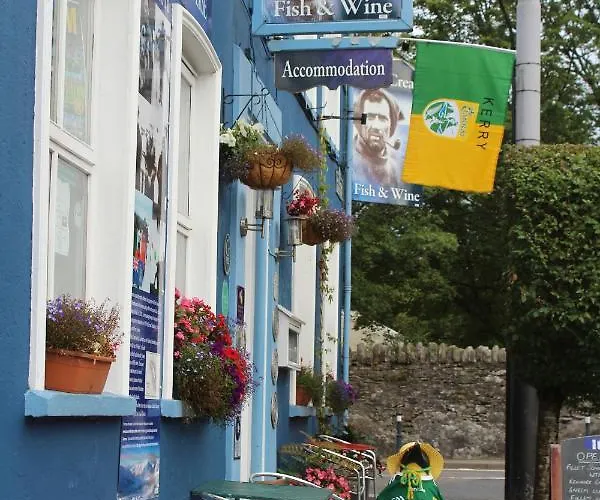 Tom Crean Base Camp - Food Drink Bed Kenmare