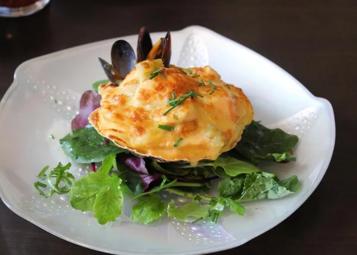 Tom Crean Base Camp - Food Drink Bed 3* 켄마어