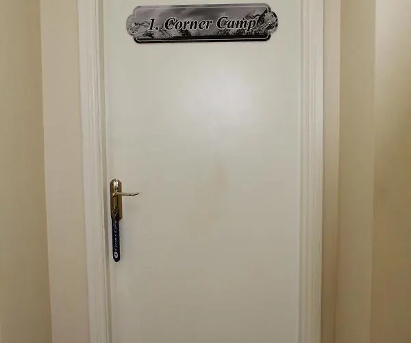 게스트하우스 Tom Crean Base Camp - Food Drink Bed